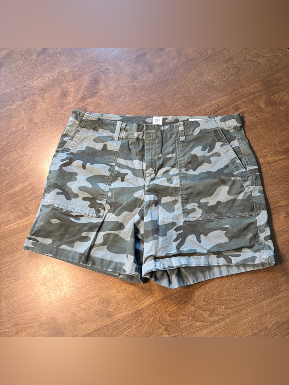 Khakis by Gap Womens Girlfriend Khaki Shorts Camo Chino Size 16 Casual